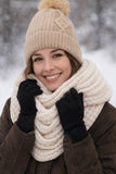 Set de invierno de punto , guantes, cuello y gorro.